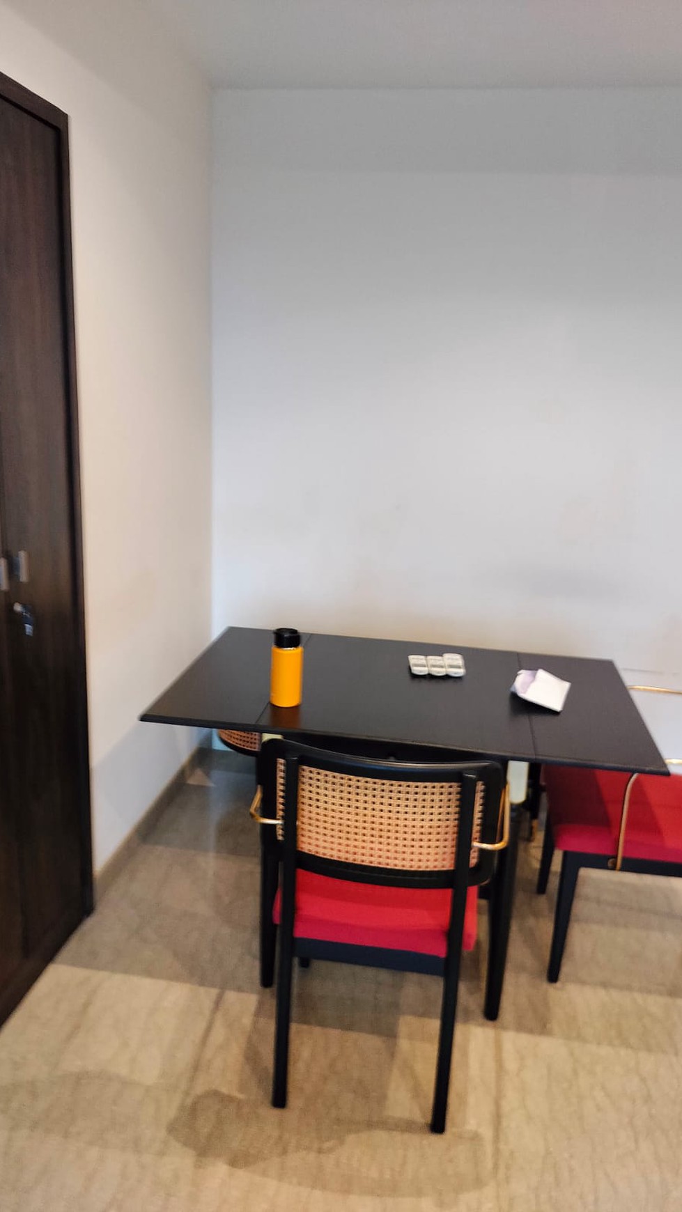 Apartemen 2 BR, Siap Huni, Branz BSD City dengan segala fasilitas.