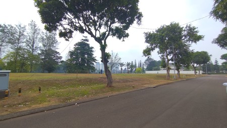 Kavling Paramount Hill Golf, dengan View Lapangan Golf, Lebar muka 20m2, Panjang 52m2 