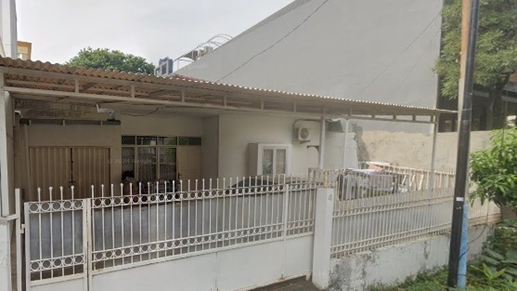 Rumah Hitung Tanah Area Cipete