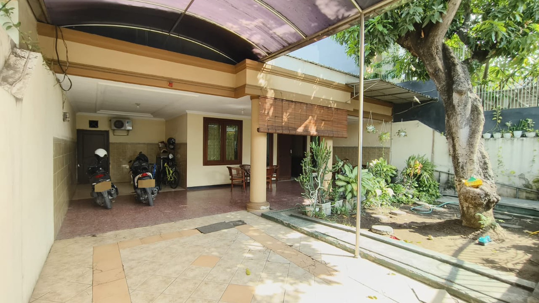 Rumah Hitung Tanah Area Cipete