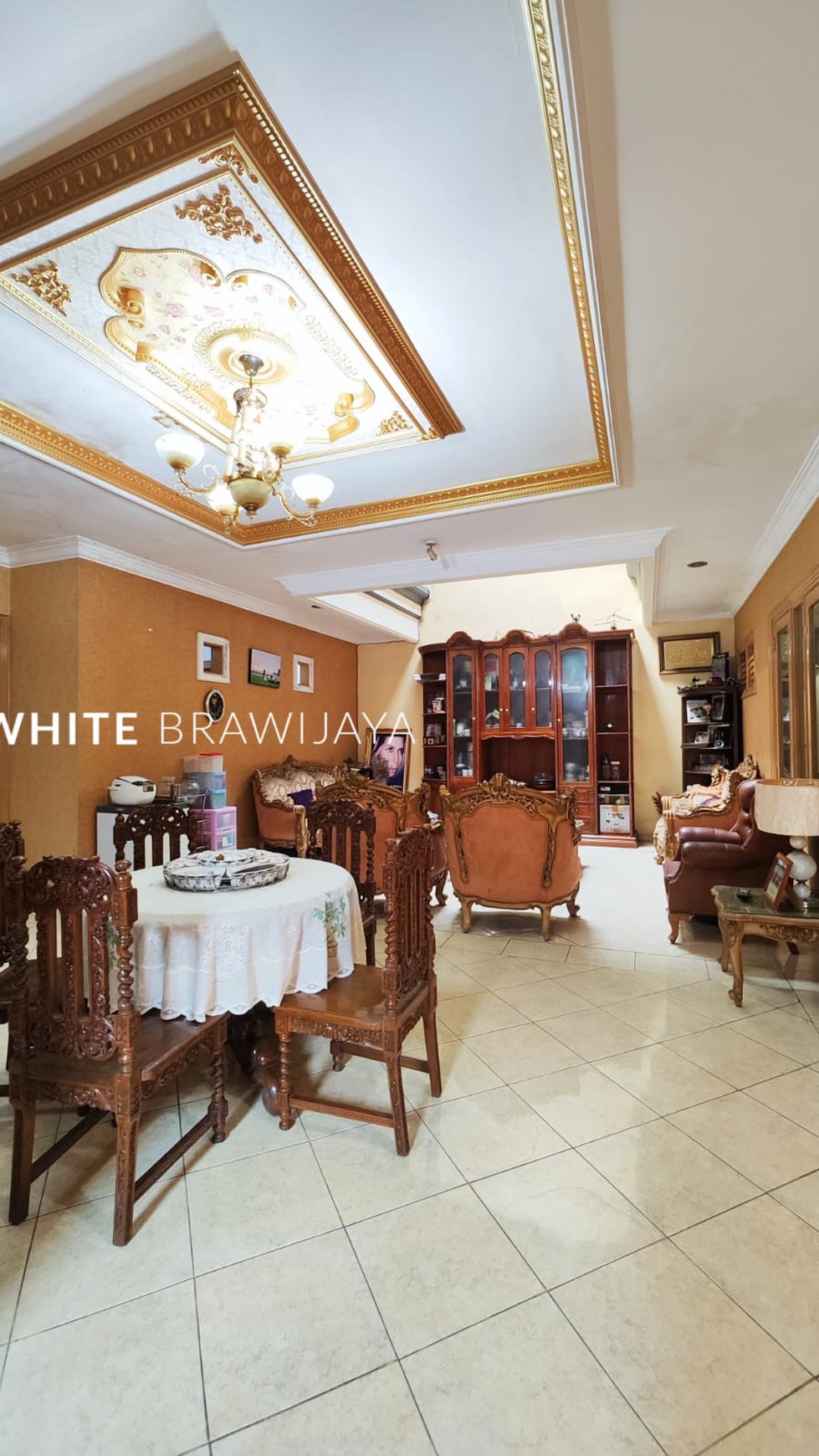 Rumah Hitung Tanah Area Cipete