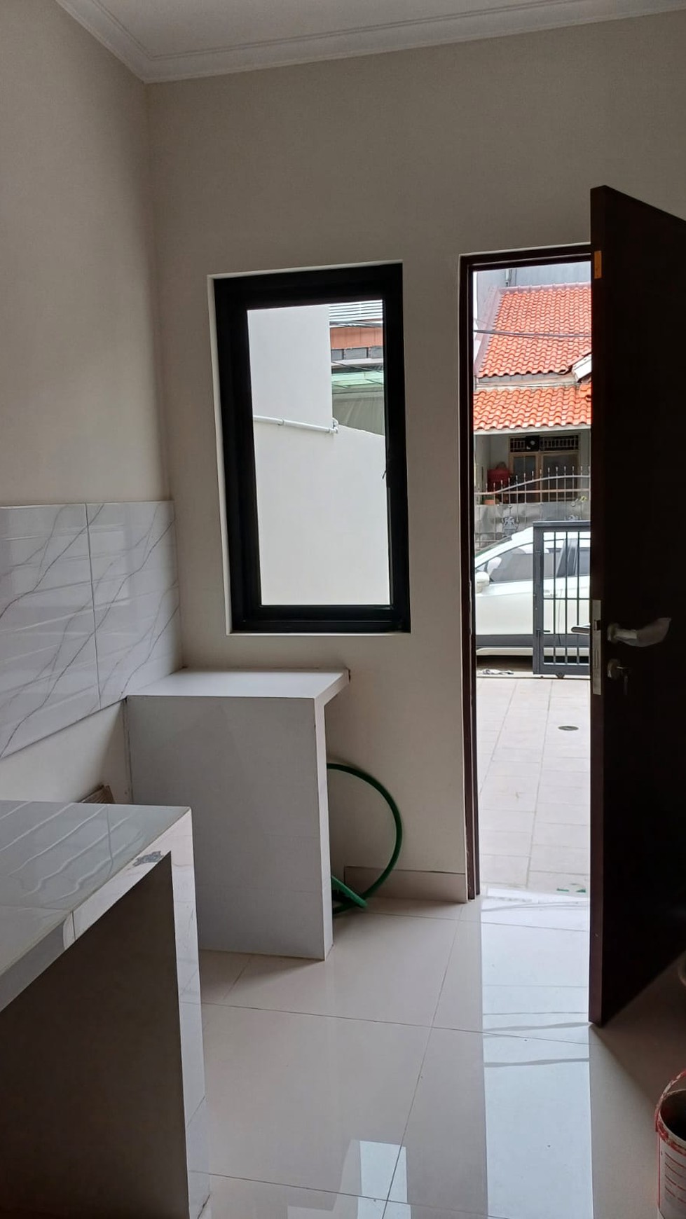 Dijual Rumah dengan Bangunan Baru dan Siap Huni @Permata Bintaro