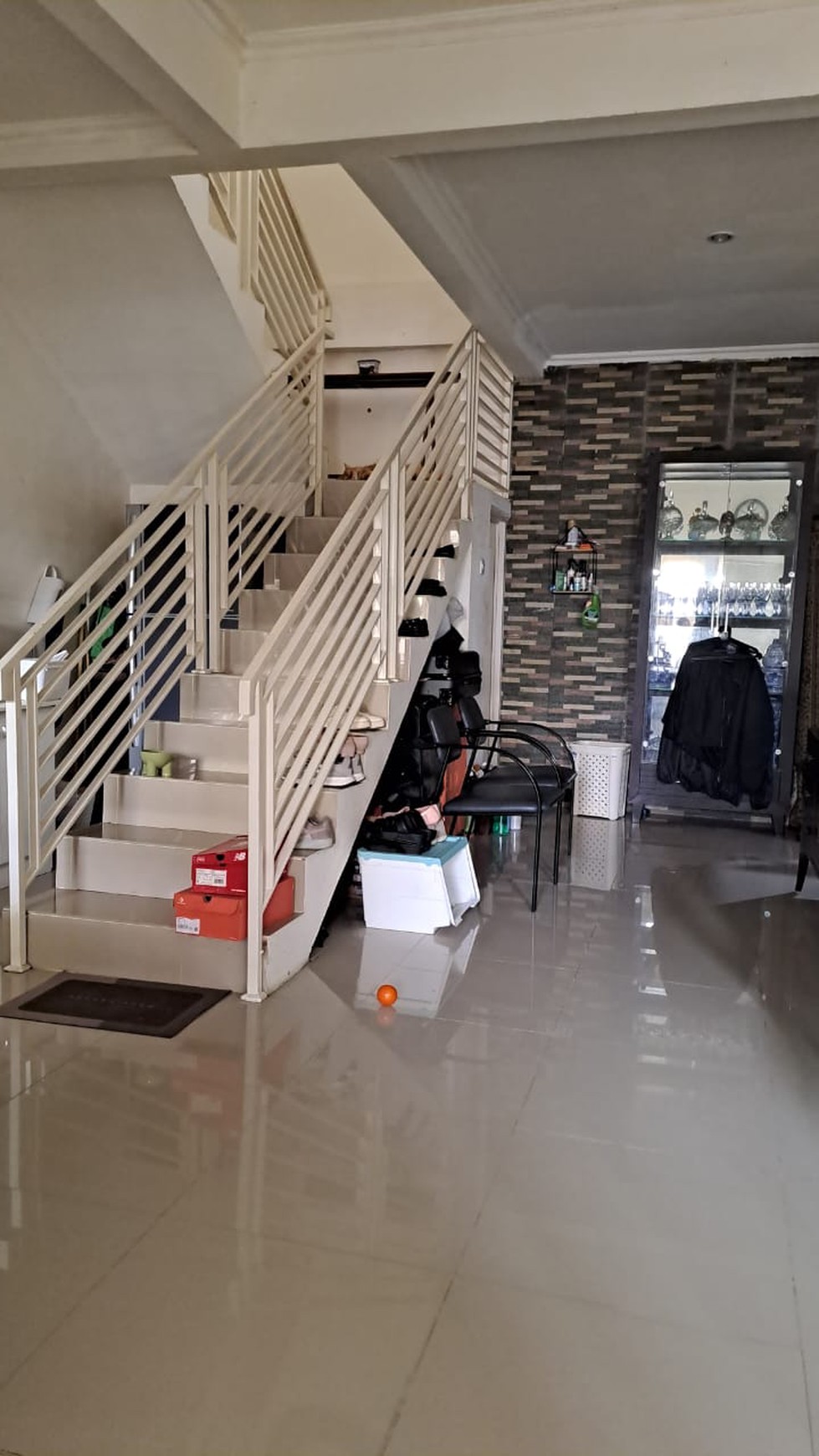 Rumah Sektor 9 Bintaro dekat dg pusat kuliner dan akses toll ke BSD dll......