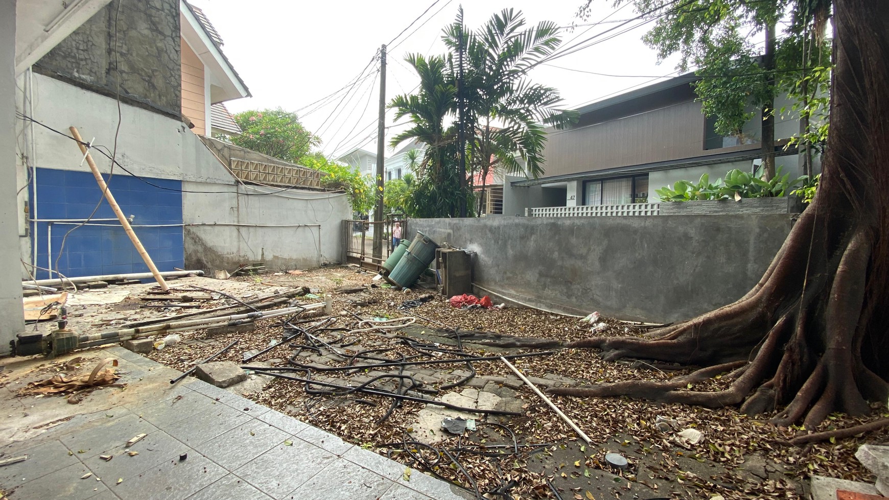 Ruko pinggir jalan cocok untuk usaha di bintaro