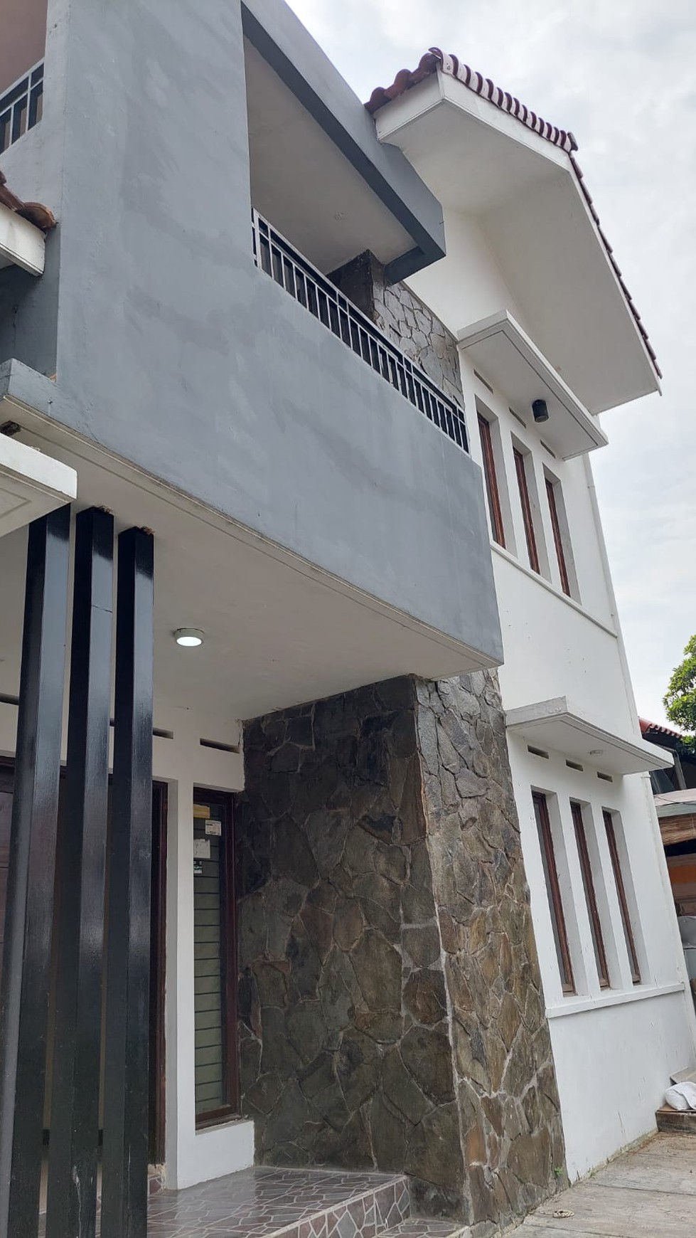  Rumah Tebet timur dalam semi furnished