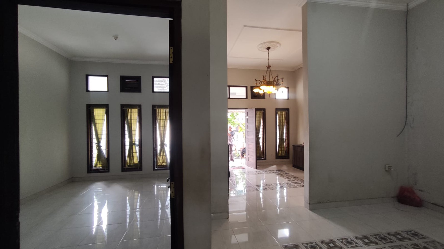 Rumah Tinggal 5 Kamar Lokasi Strategis Di Ambarketawang Gamping