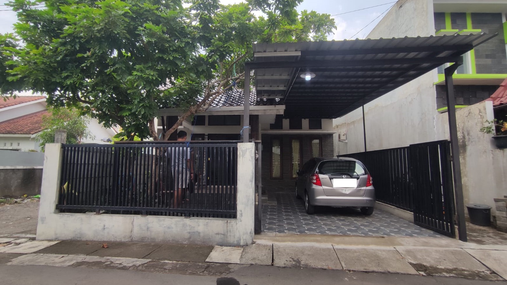 Rumah Tinggal 5 Kamar Lokasi Strategis Di Ambarketawang Gamping