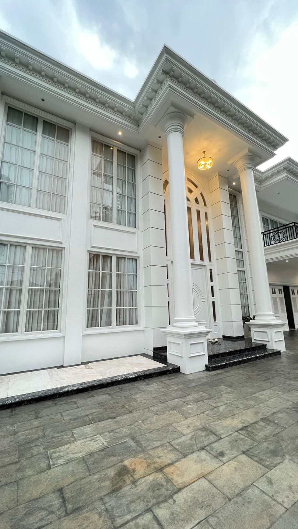 Rumah Lux Mewah Cempaka Putih Jakarta Pusat