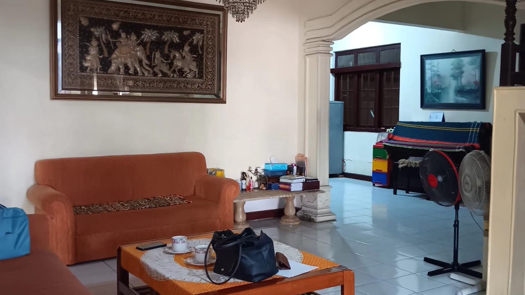 Di jual rumah lama di Jl kebon kelapa, kebayoran lama Jakarta Selatan