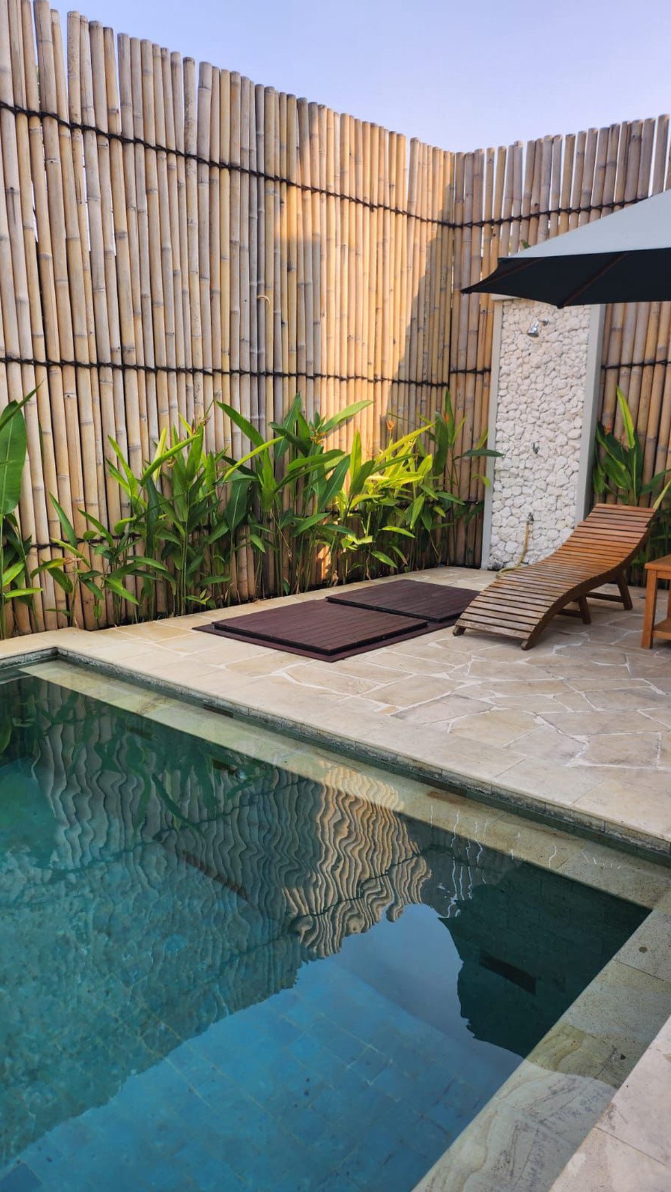 Rumah bagus, Luxury dengan Private Swimming Pool di Bintaro Sektor 7