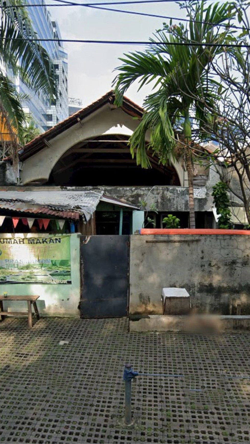 Dijual Ruang Usaha Hitung Tanah dan Lokasi Strategis @Tanah Abang