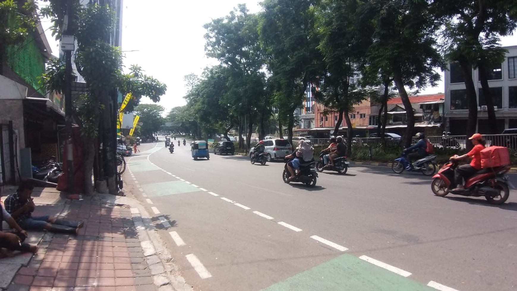 Ruko 4.5 Lantai di Jl. KH. Abdullah Syafii, Tebet