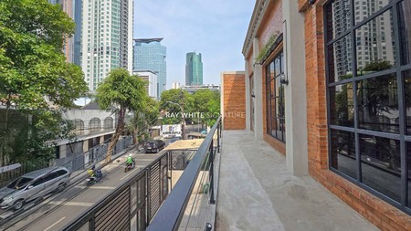 Rumah Mewah Industrial Modern Di Setiabudi Kuningan 