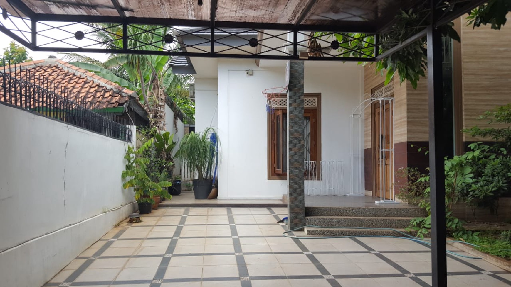 Rumah Di Villa Bintaro Pondok Aren 