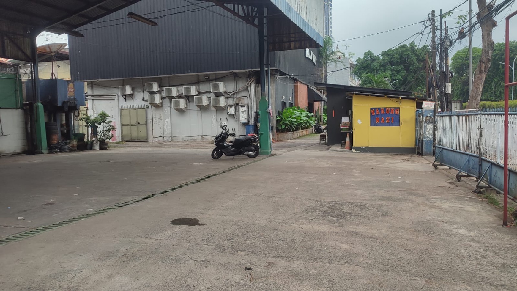 Disewakan EX Car Wash Lokasi Arteri Pondok Indah 