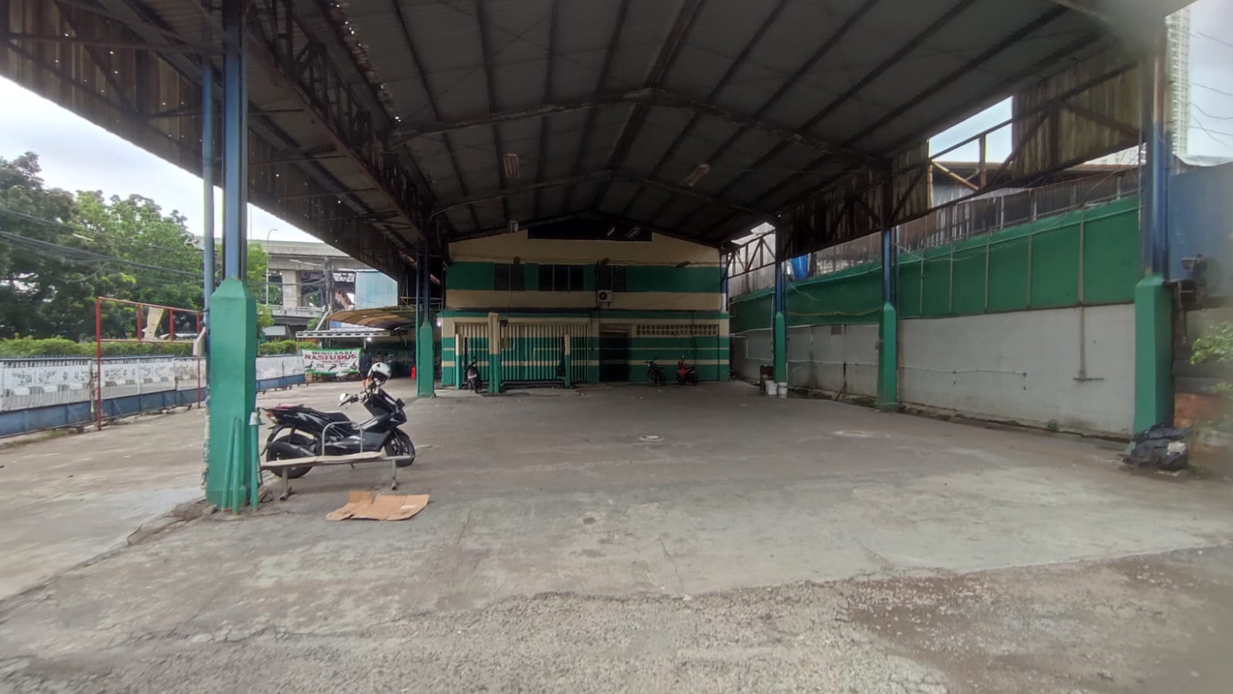 Disewakan EX Car Wash Lokasi Arteri Pondok Indah 