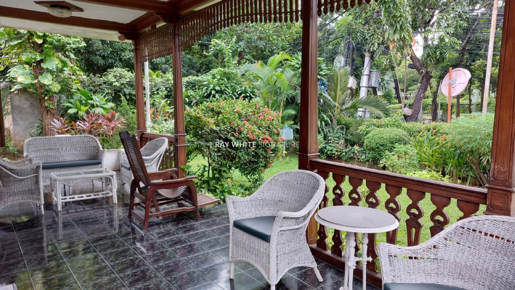 Rumah Hitung Tanah Area Cipete