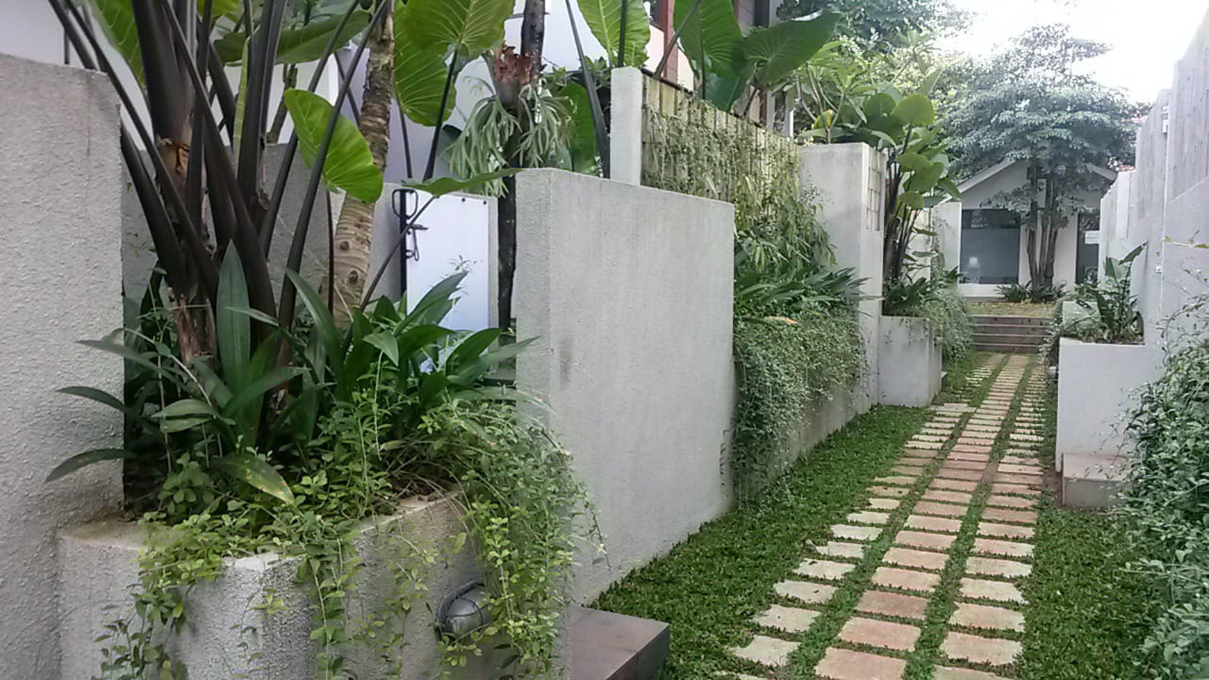 DI jual rumah siap huni di jagakarsa jakarta selatan kanajanti residence