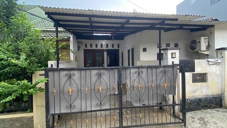 Dijual Rumah Murah Siap Huni Lokasi Strategis dekat Bintaro Jaya