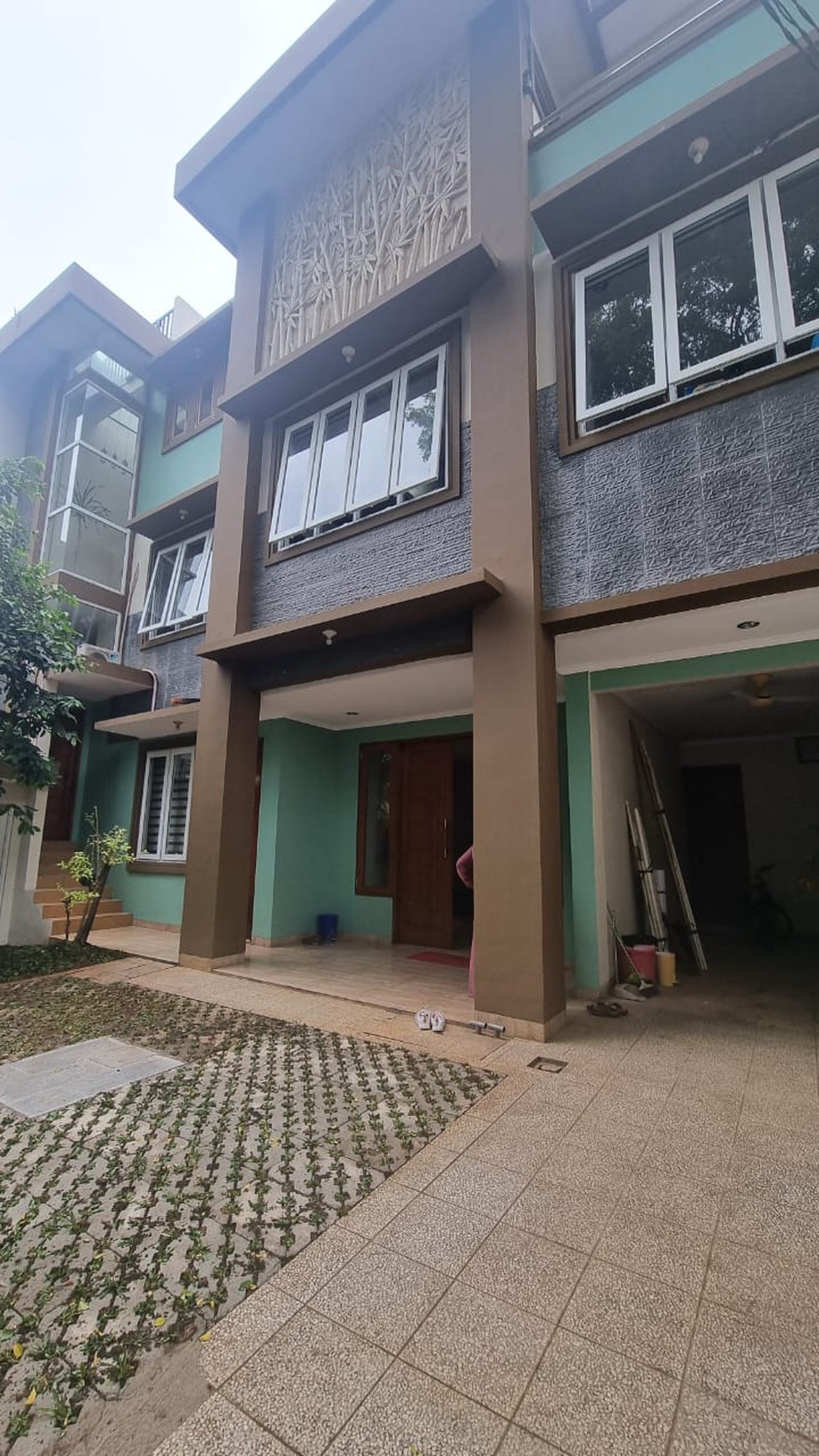 Rumah siap huni Benhil, exclusive view gedung MPR/DPR