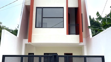 Rumah Minimalis Bangunan Baru di Krukut Dekat Pintu Tol