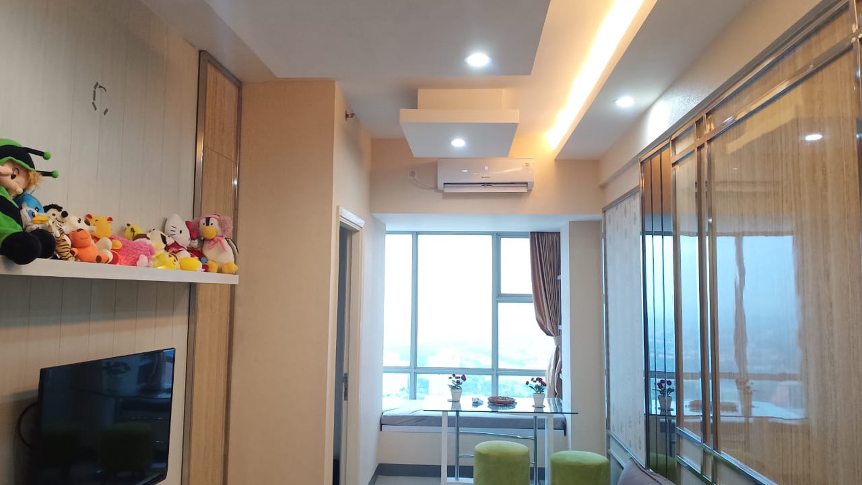 Disewakan Apartemen Anderson Pakuwon Mall Tipe 2 Kamar Tidur Full Furnished Modern  LANTAI 33 Best View Kota 