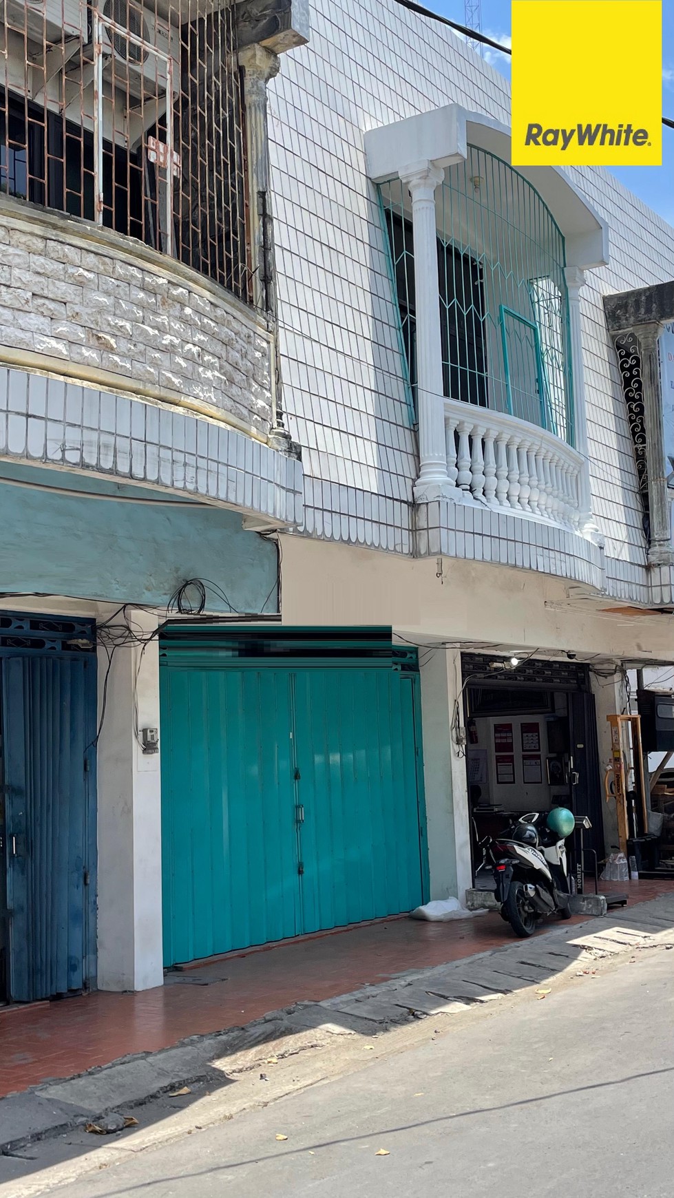 Dijual Ruko 2 lantai di Darmo Park 1 Surabaya