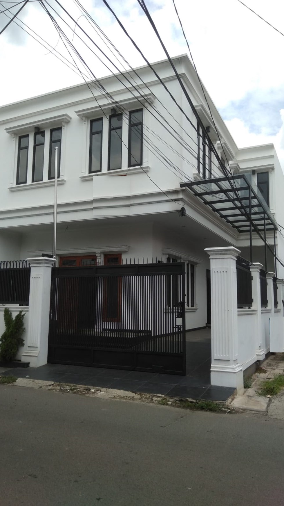 Rumah Bagus, Brand New, lokasi strategis di Jurang Mangu