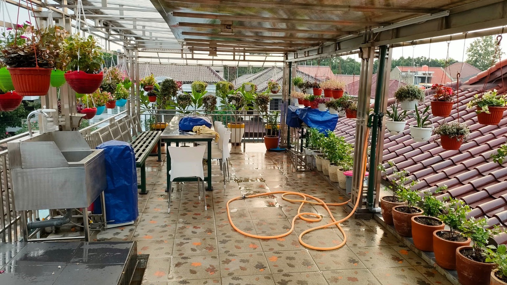 Rumah Hitung Tanah Area Cipete