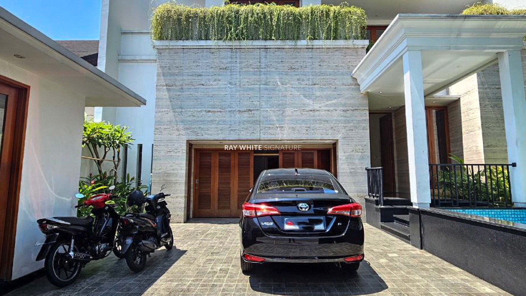 Rumah Hitung Tanah Area Cipete