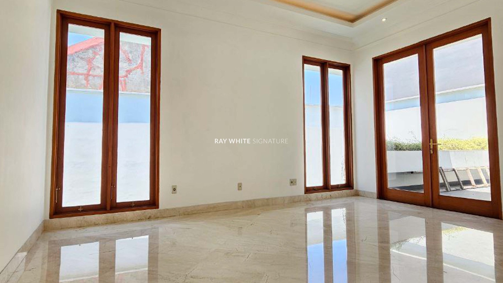 Rumah Hitung Tanah Area Cipete