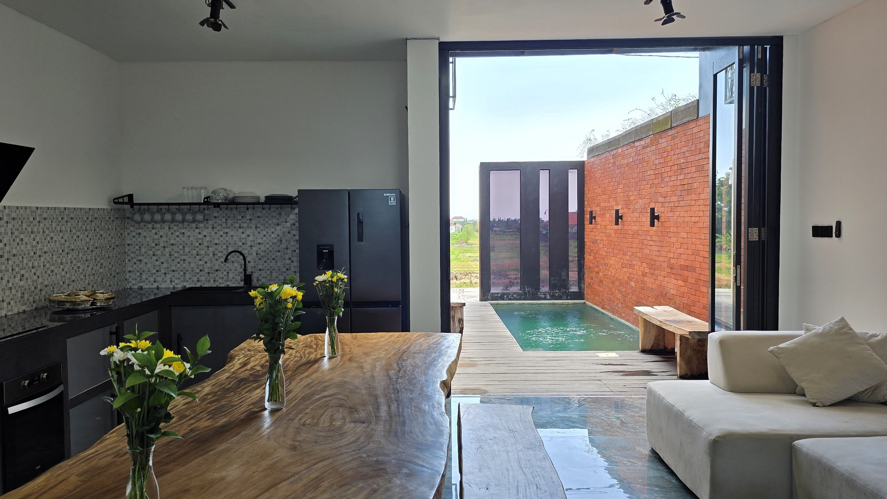 Rumah Hitung Tanah Area Cipete