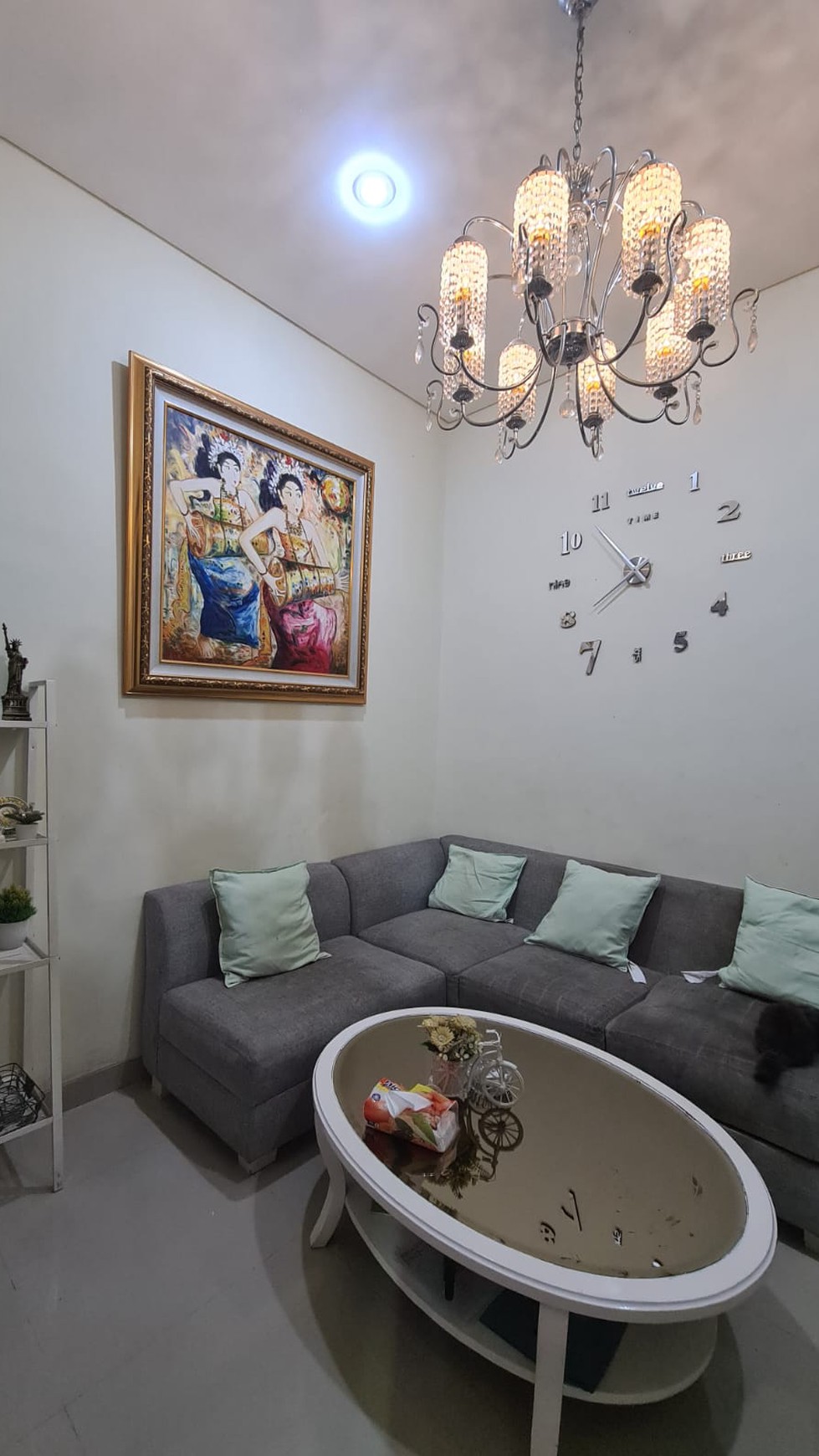 Rumah Hitung Tanah Area Cipete