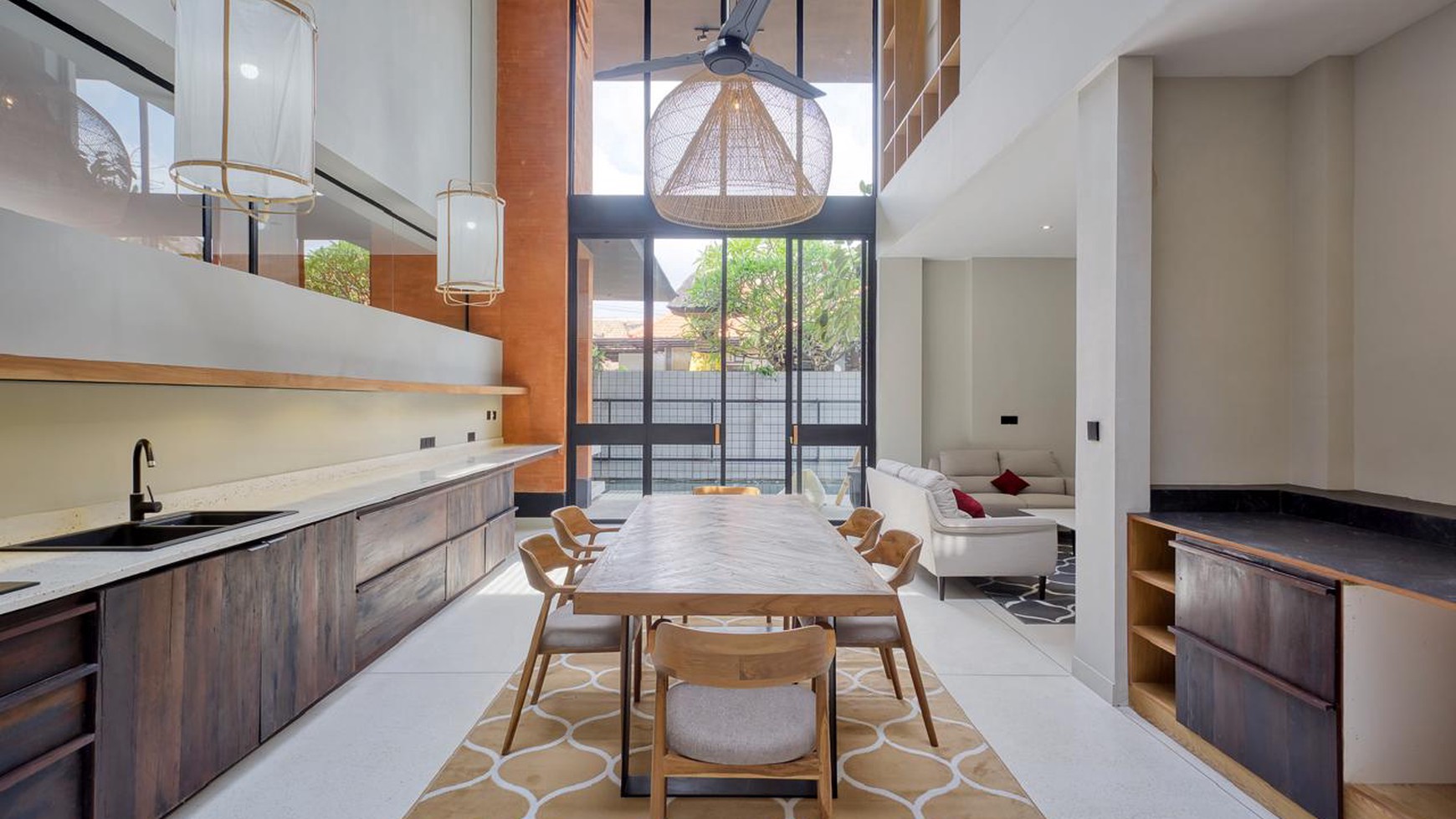 Rumah Hitung Tanah Area Cipete