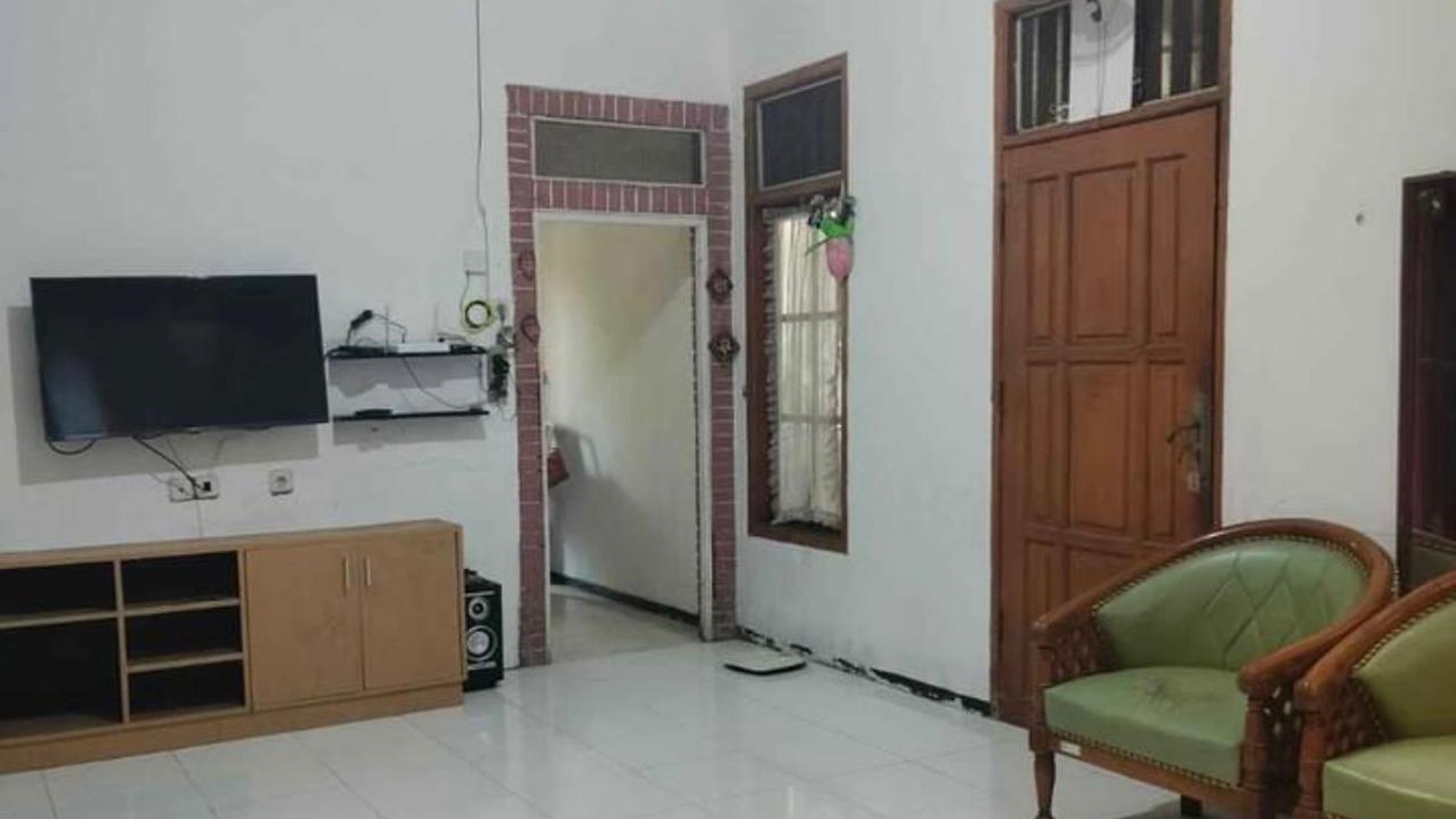 Dijual Cepat! Rumah 2 Lantai Siap Huni di Rungkut Asri, Surabaya