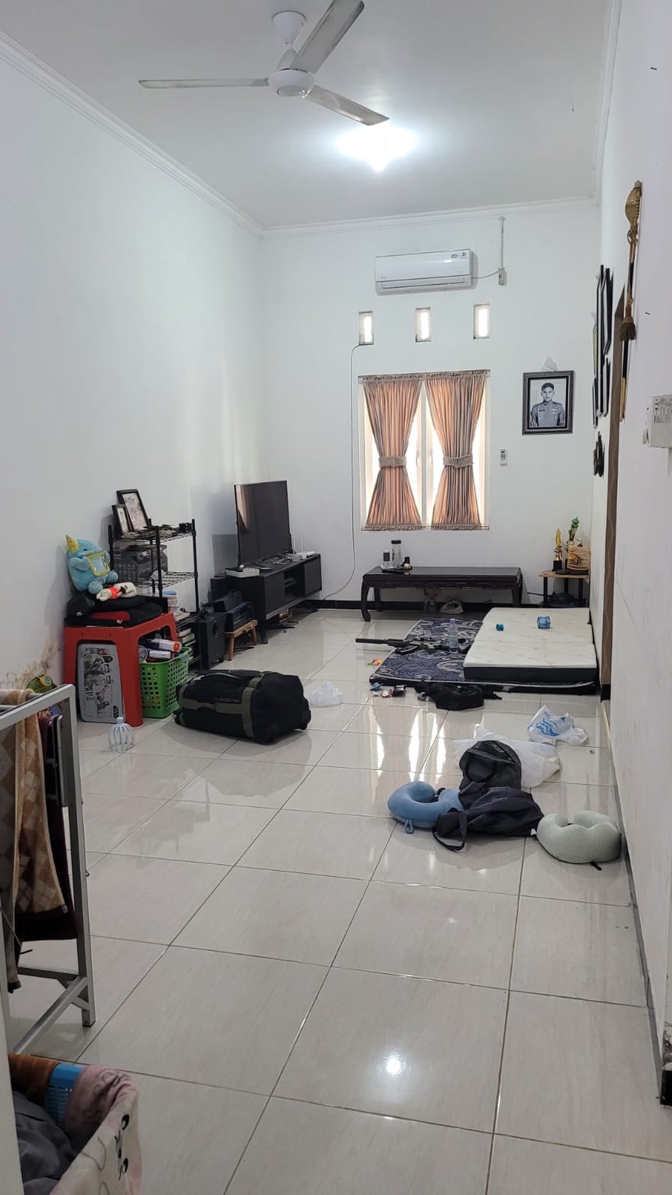 Rumah 7 Kamar Tidur di Rungkut Asri Timur Surabaya, Luas & Siap Huni