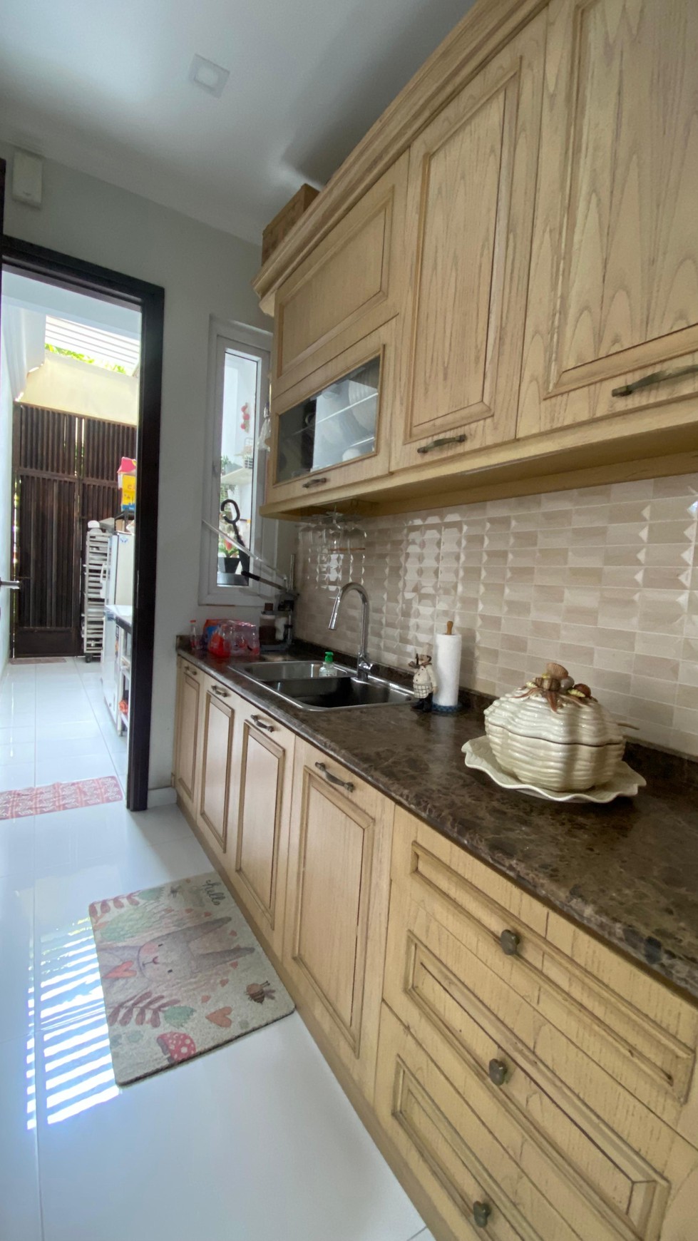 Rumah Super Cozy  Semi Furnished di Villa Cinere Mas