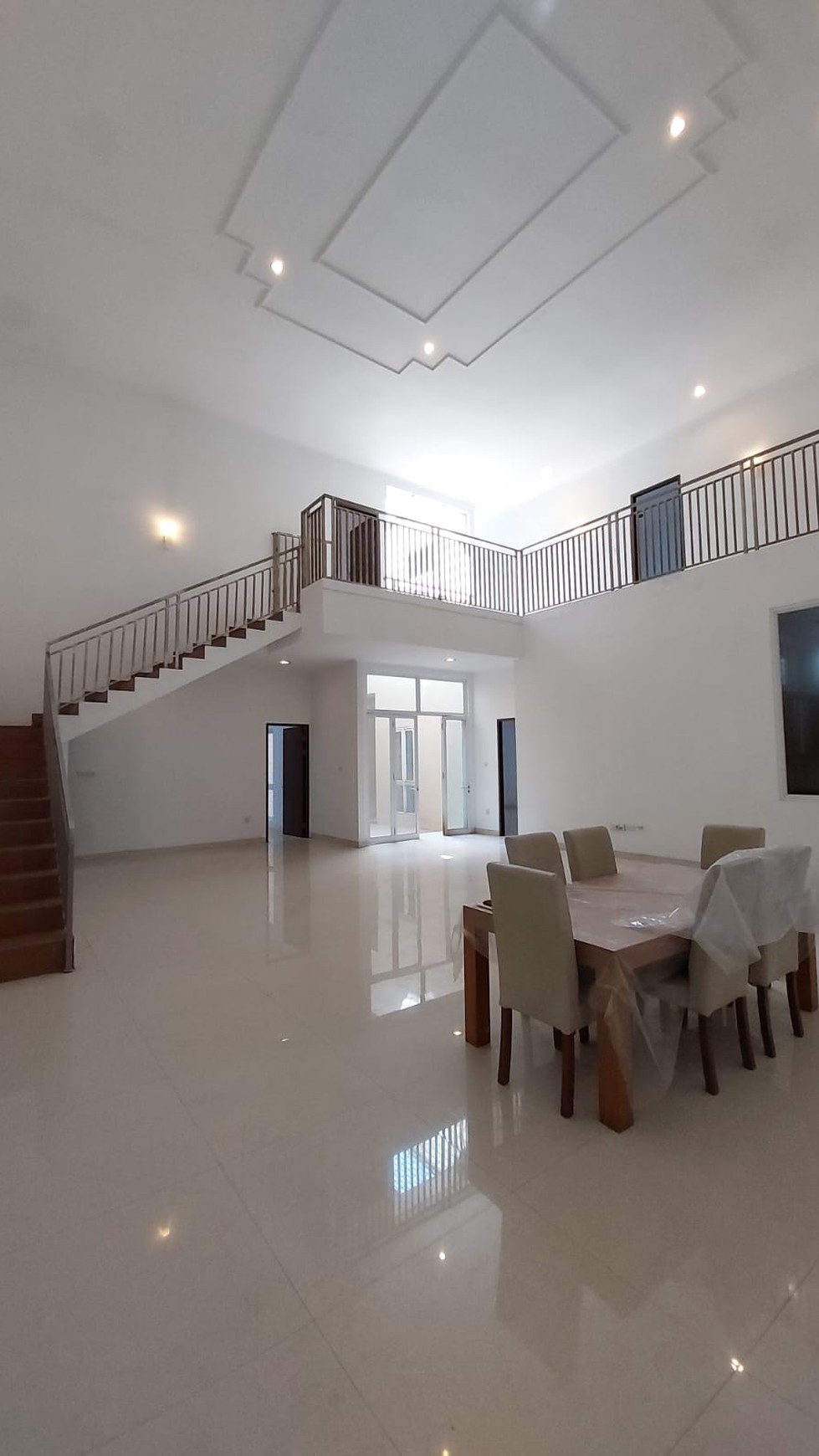 Rumah Modern Minimalis di Permata Hijau Lokasi Tenang, Nyaman dan Aman Dengan One Gate Access