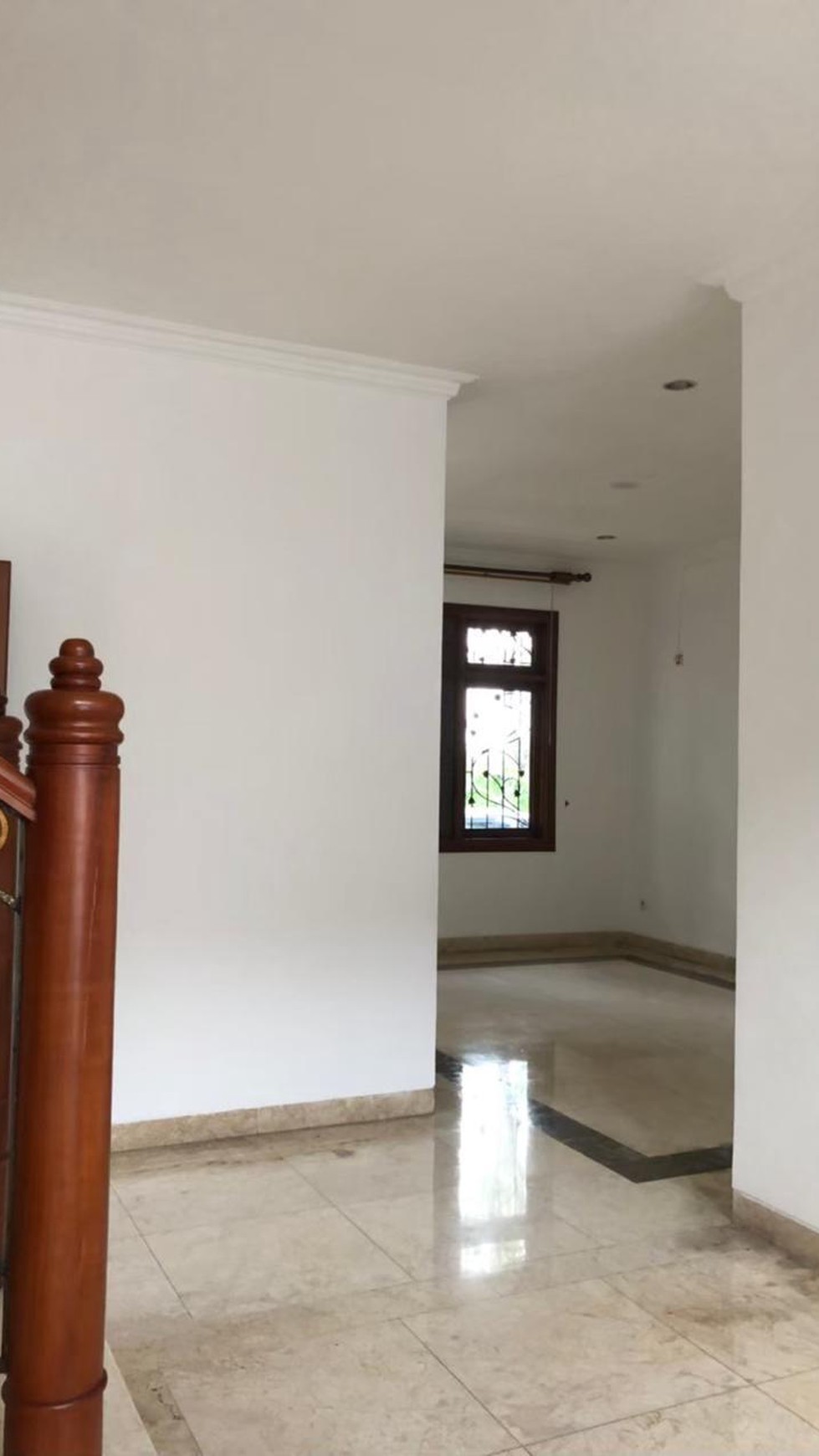 Rumah Bagus Di Graha Taman Bintaro Jaya Sektor 9