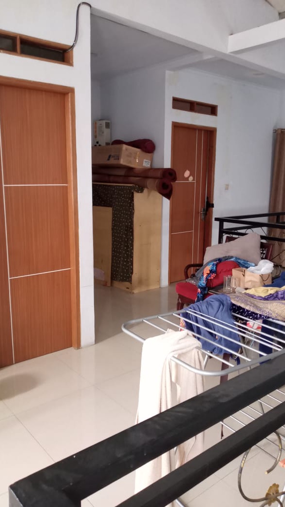 Dijual Rumah 2 Lantai Lokasi Strategis @Ciledug