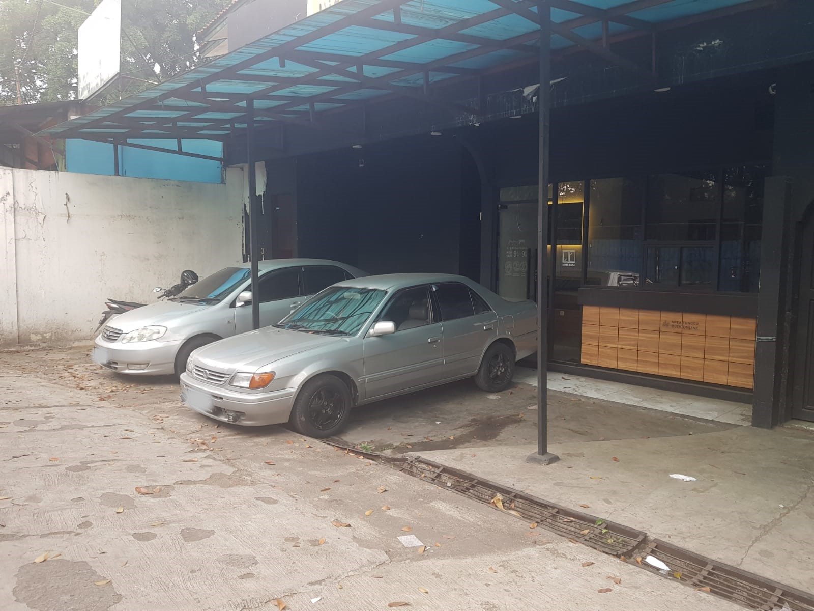 Ruang Usaha Ex Coffee Shop dekat Simpang Pahlawan Bandung