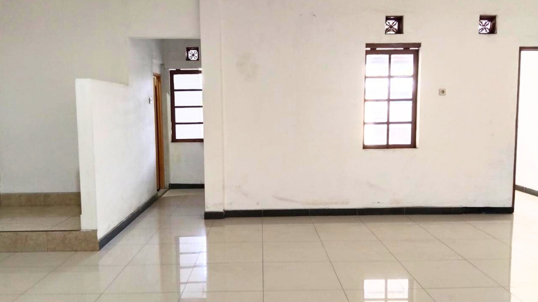 Rumah Mewah Murah 2 Lantai di Pamulang, Tangerang Selatan