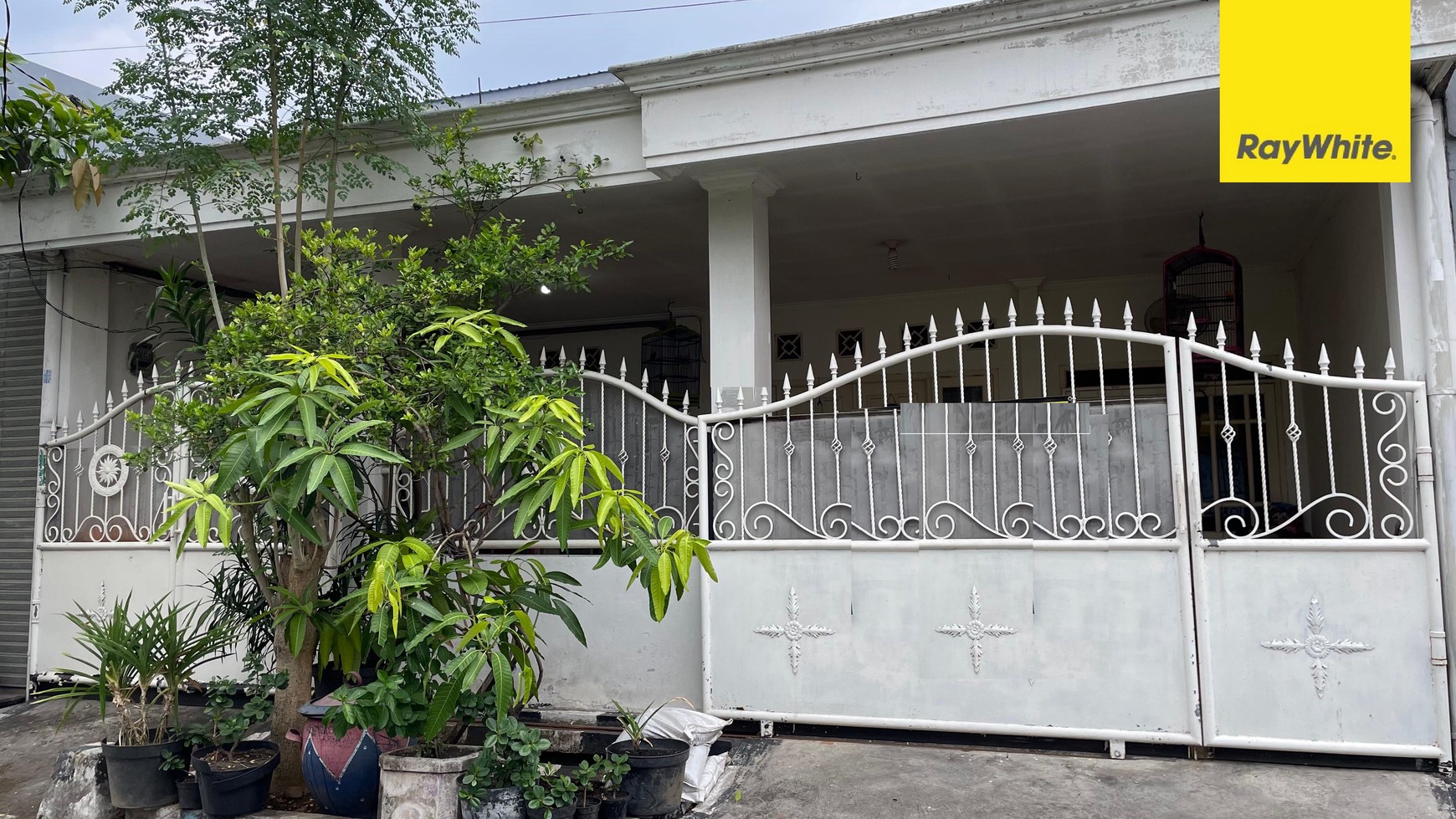 Dijual Rumah SHM di Jalan Bangkingan Lakarsantri Surabaya