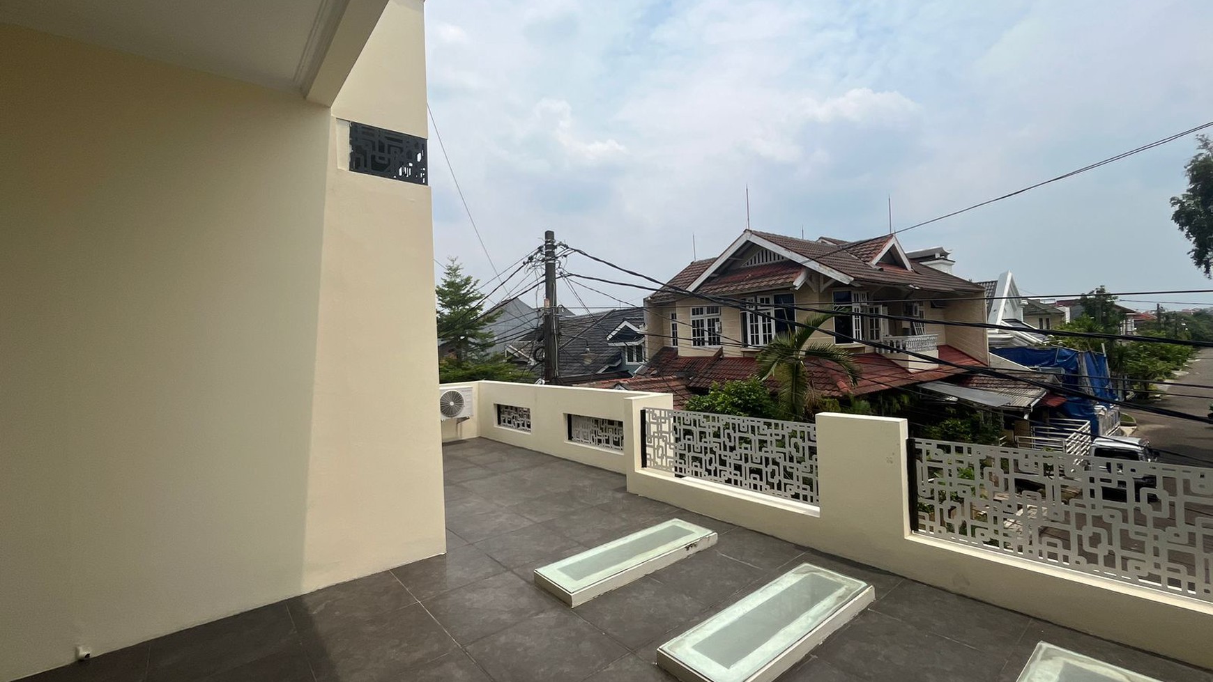 Rumah Bagus Di Kenari Bintaro Jaya Sektor 2