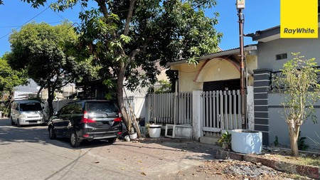 Dijual Rumah di Jalan Dukuh Kupang Surabaya