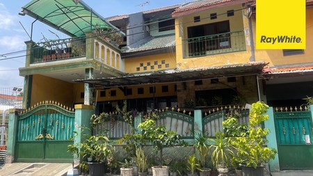 Dijual Rumah 2 lantai SHM di Jalan Dukuh Kupang Surabaya