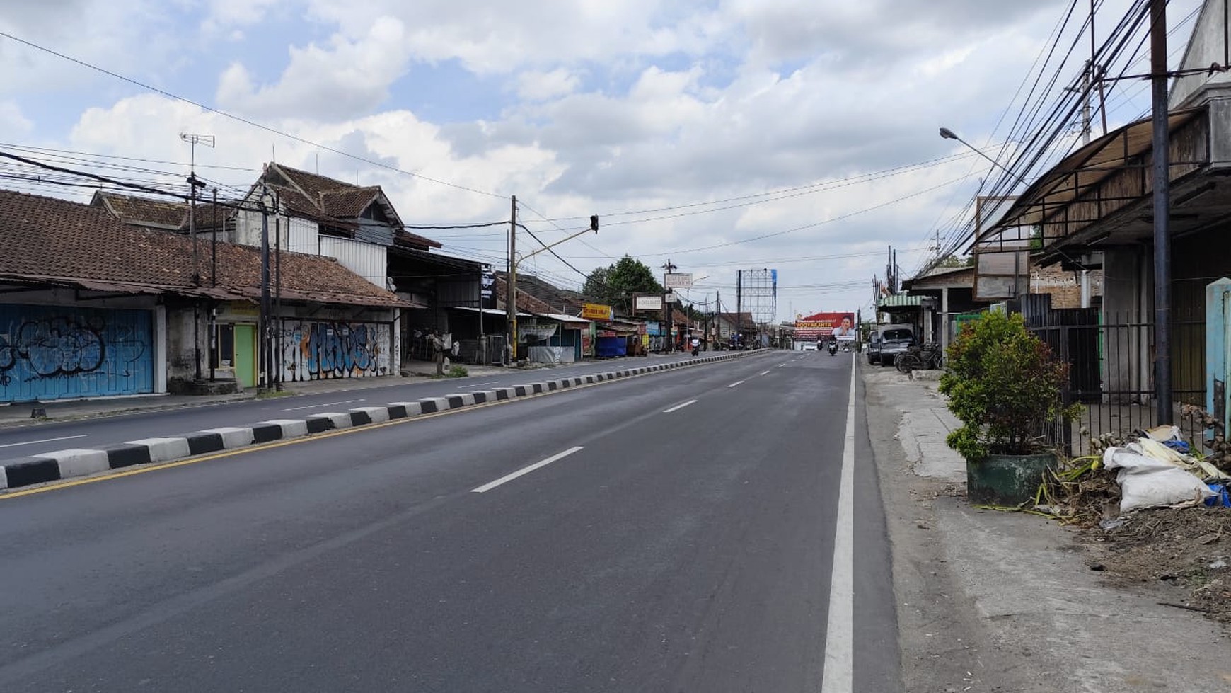 Ruko Cocok Untuk Usaha Lokasi Startegis di Jalan Wates Kasihan Bantul 