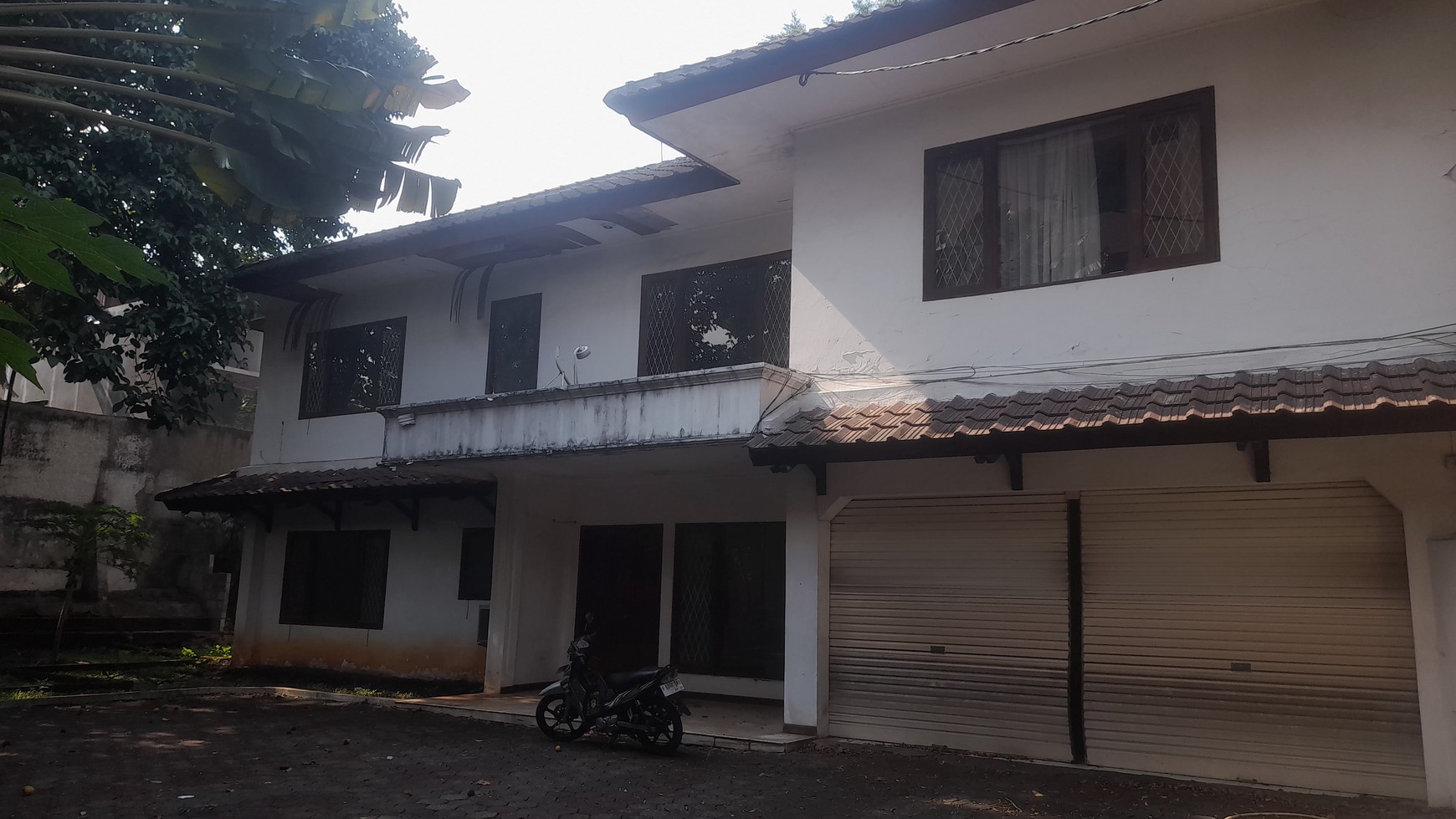 DISEWA RUMAH , area Kemang Timur