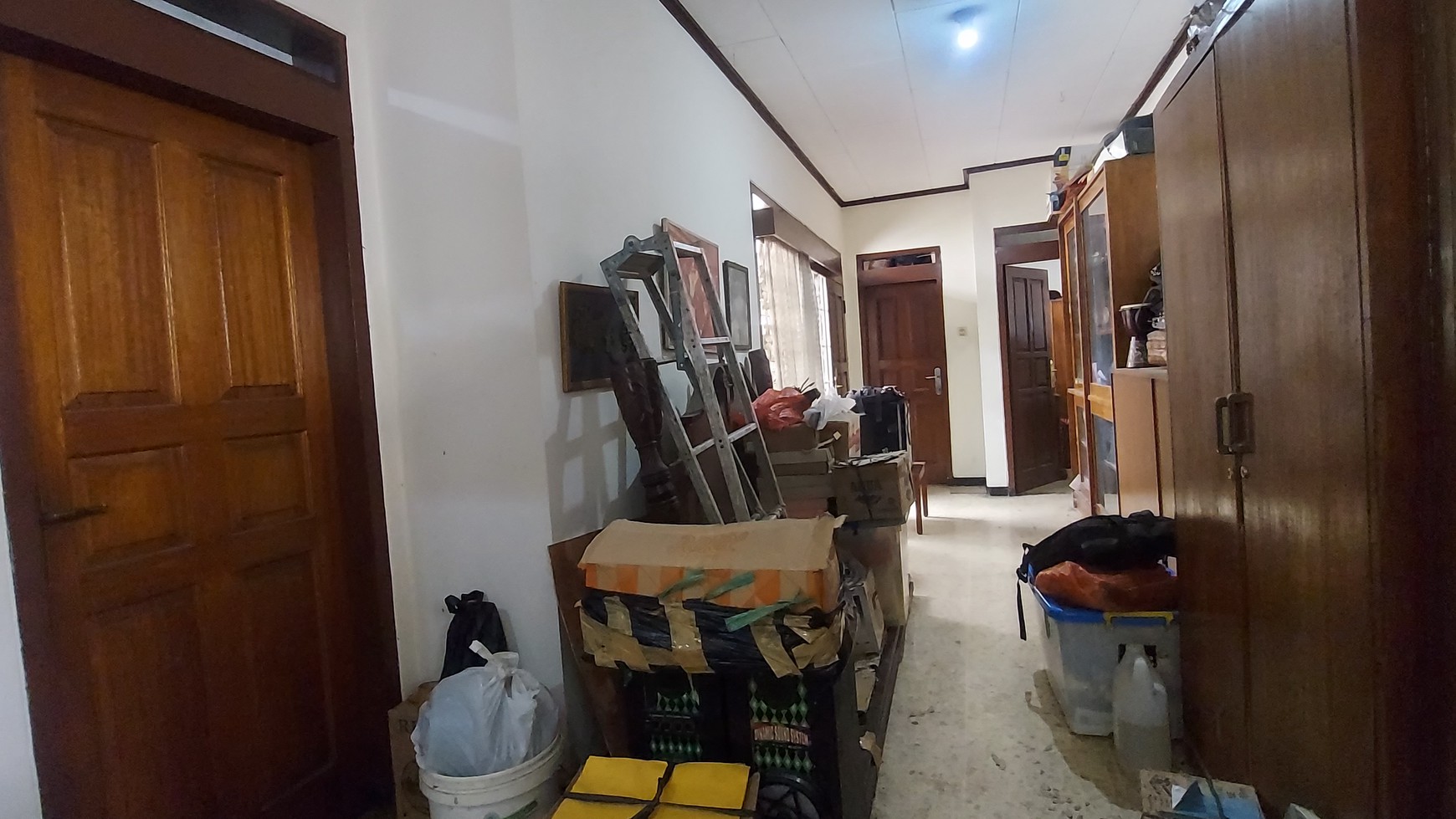 Dijual Rumah Nyaman di Daerah Tebet Barat