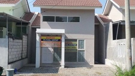 Dijual Rumah di Kawasan Sapphire Residence Lokasi Strategis Untuk Usaha